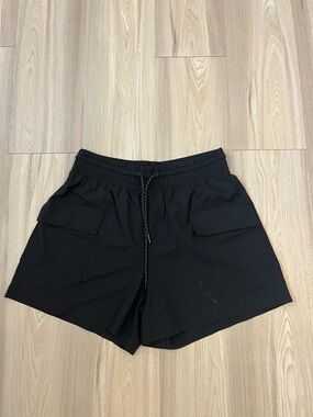 Old Navy Black Elastic-Waist Utility Shorts